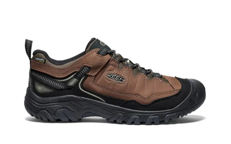 KEEN Targhee IV Waterproof Shoe in Bison/Black