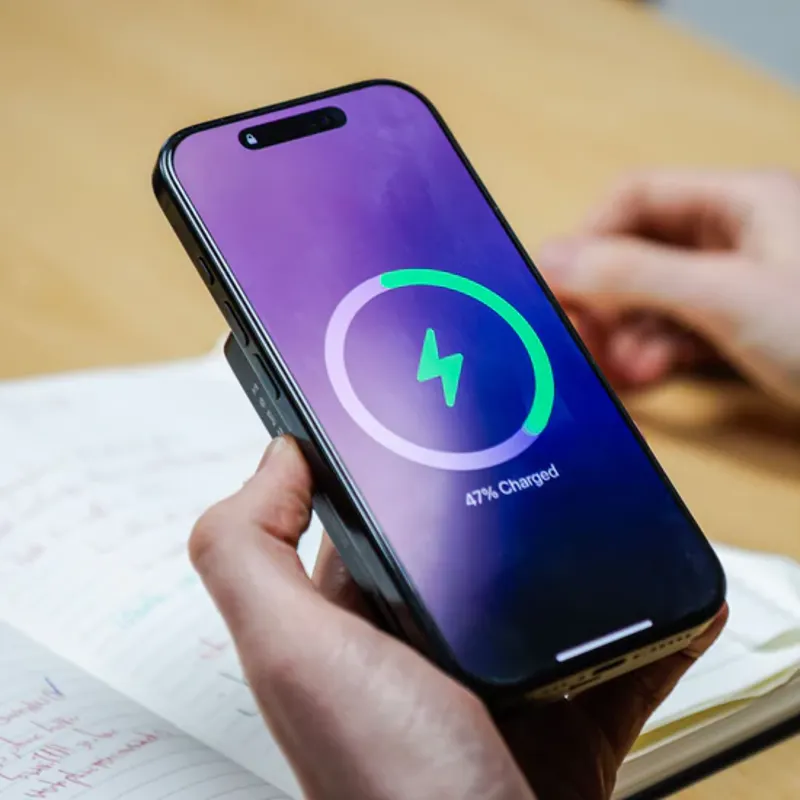 LIFESYSTEMS Ultra Slim Wireless Powerbank