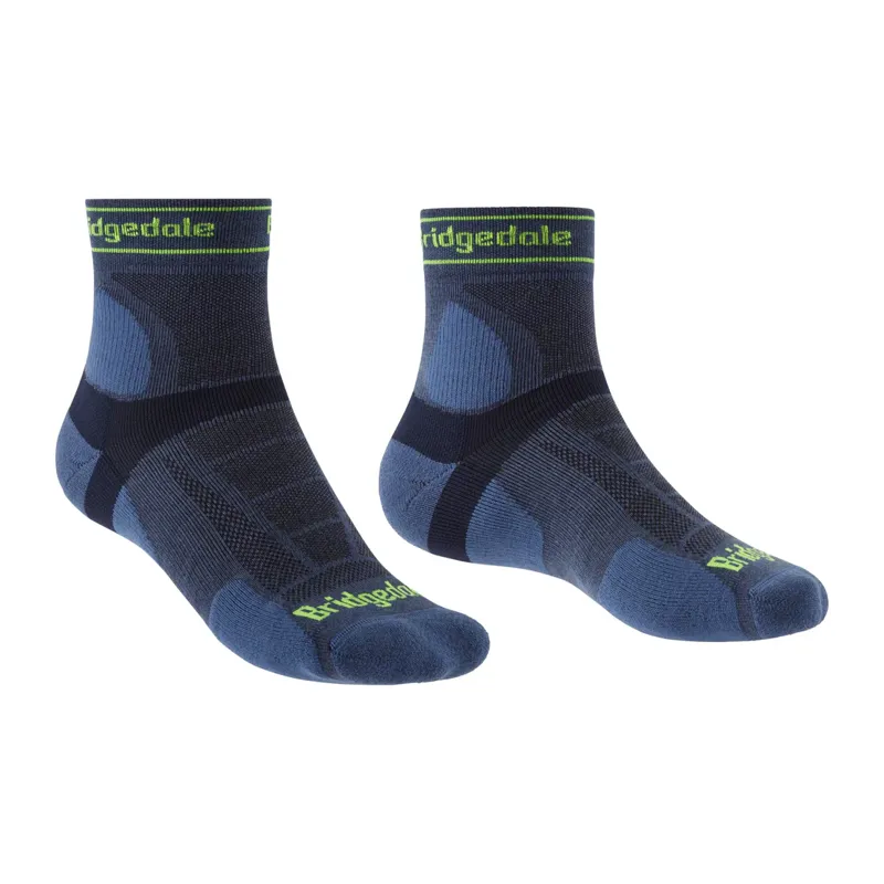 BRIDGEDALE T2 Ultra Light Merino Sport 3/4 socks in Denim