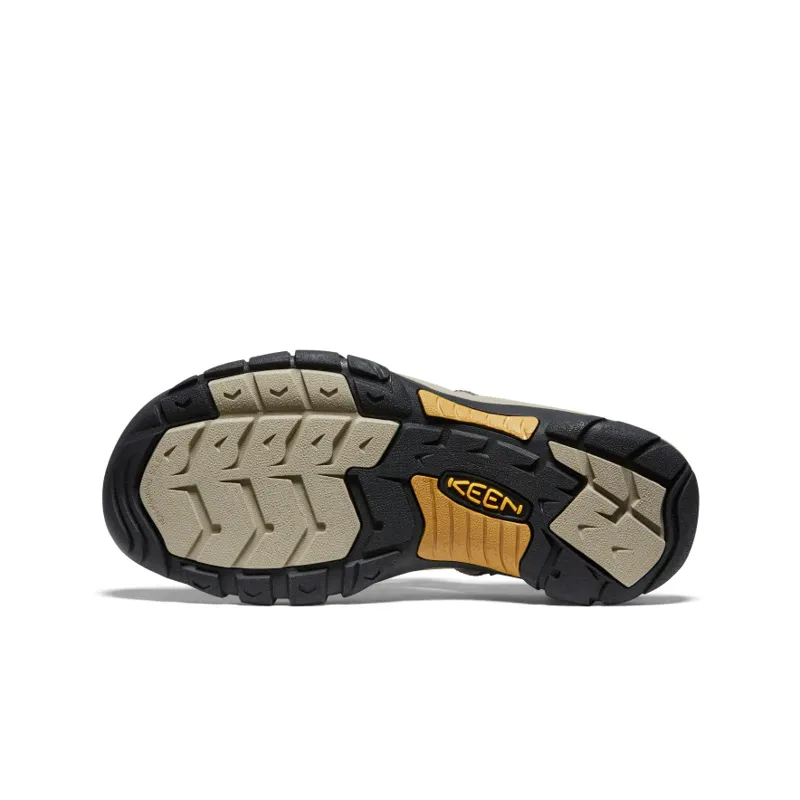 KEEN Newport Sandal in Raven/Aluminium-4