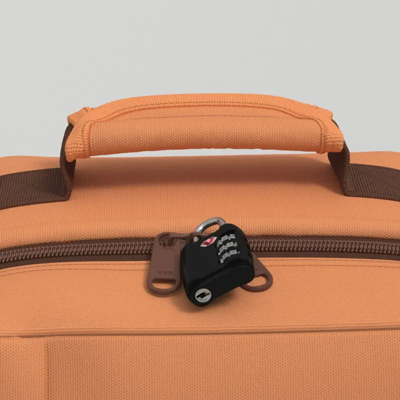 CABIN ZERO Classic 28 LItre Cabin Backpack in Gobi Sands-7