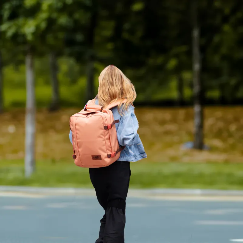 CABIN ZERO Classic 28 LItre Cabin Backpack in Gobi Sands-1