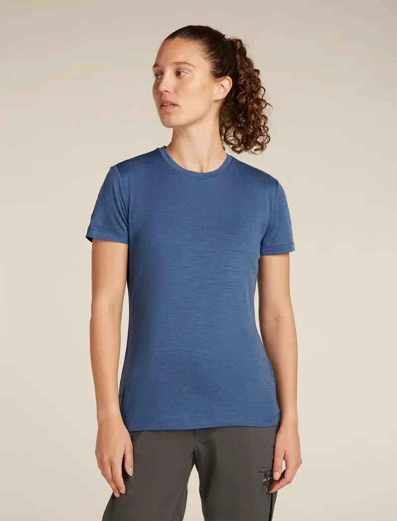 ICEBREAKER Women's Merino 150 Tech Lite T-Shirt in Dawn