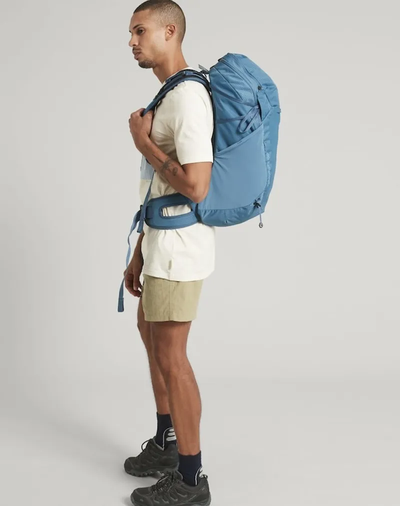 Kathmandu Valorous 28 Litre in Steel Blue-1