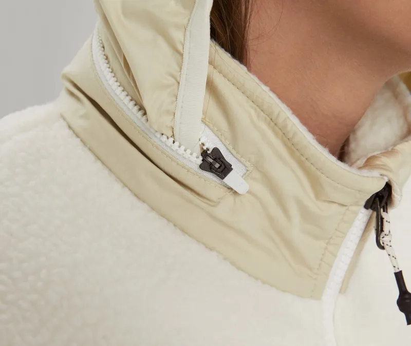 Kathmandu Baffin Island Women's Sherpa Fleece Jacket in Natural-6