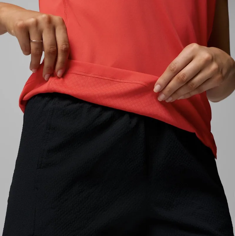 COLUMBIA Women's Zero Rules Lite Technical T-Shirt in Poppy Red-2