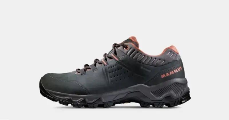 Mammut Nova IV Low GTX Womens Hiking Shoes in Black-Apricot Brandy