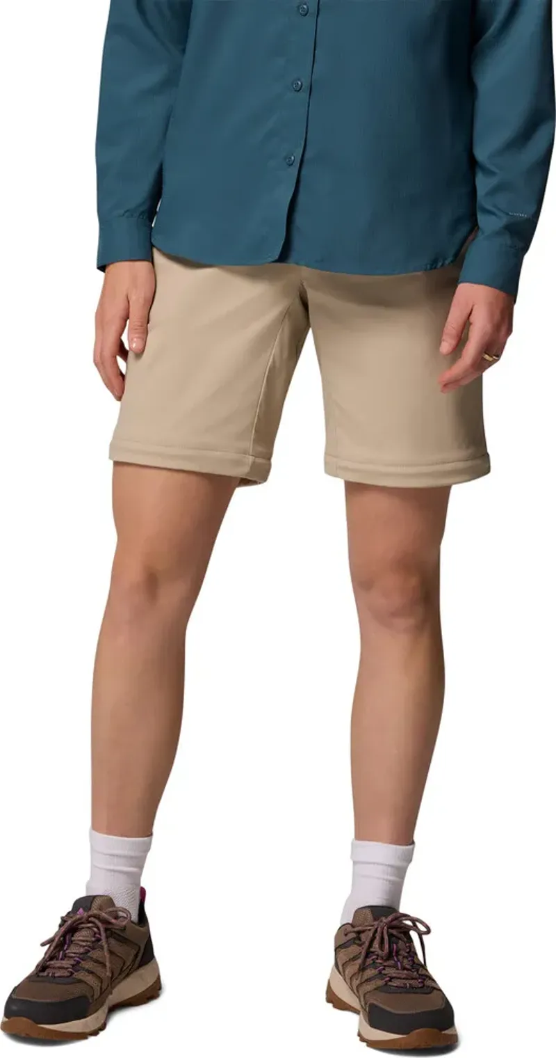 COLUMBIA Women's Leslie Falls Convertible Hiking Pant in Fossil-5