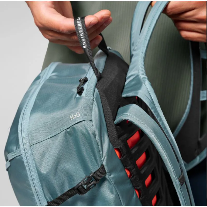 SALEWA Pedroc mate 18 Litre Daypack in Willow-4